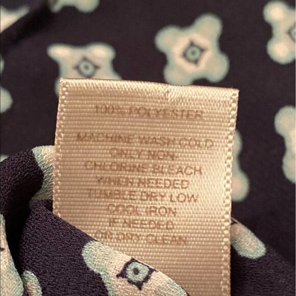 Loft Top - Picture 5 of 5